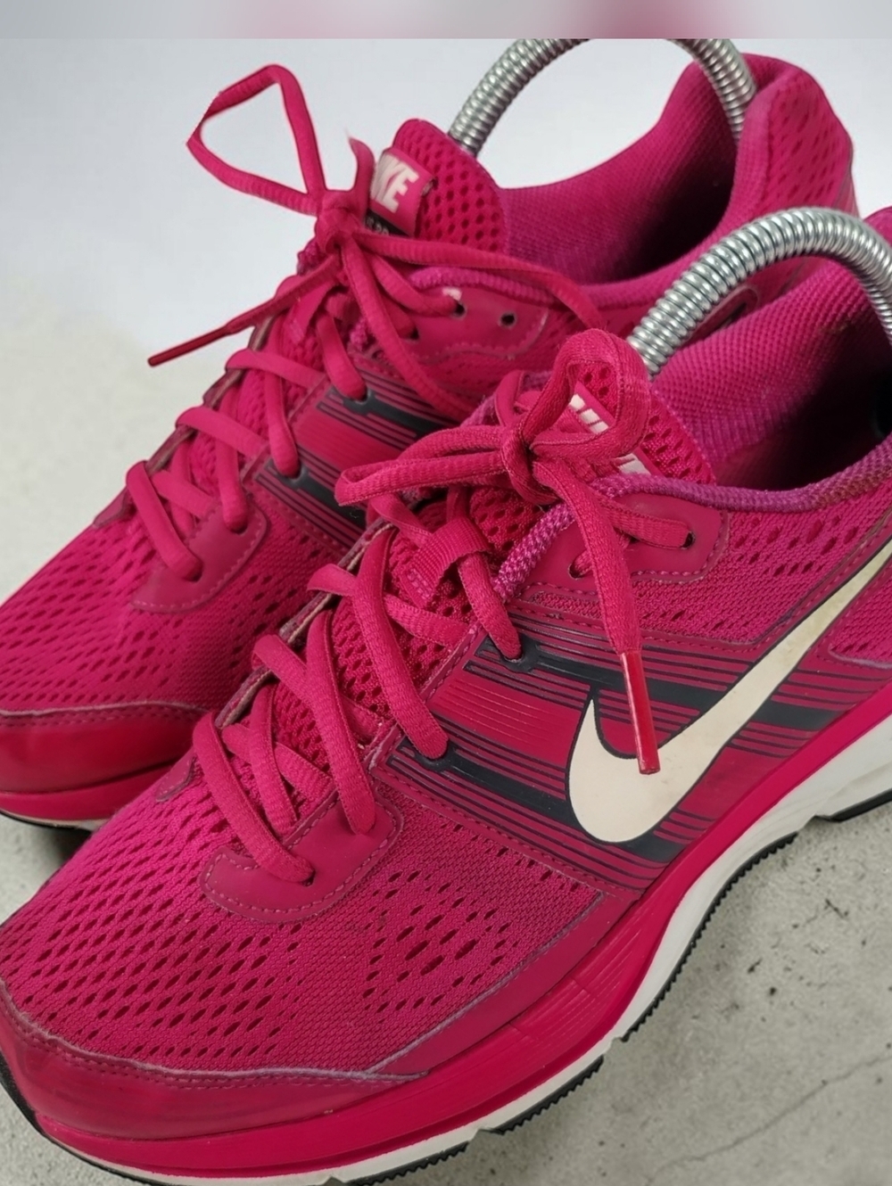 Nike Womens Size 9.5 Air Zoom Pegasus 29 Athletic Sneaker Training Workout Shoes